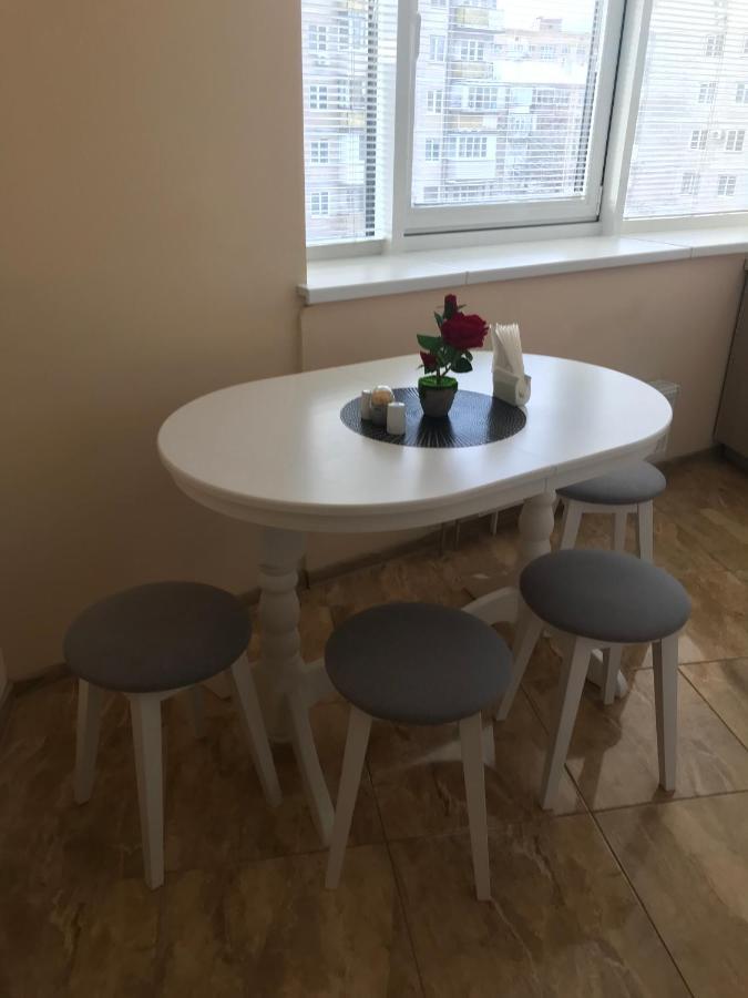 酒店 Assistant On Smart Plaza Kiev